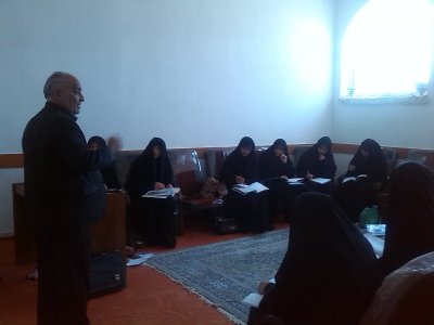 اولین دوره مکالمه زبان عربی در جمع طلاب خواهر بافقی