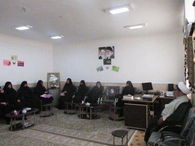 ویژگی های یک استاد نمونه در مدرسه علمیه خواهران بافق تبیین شد