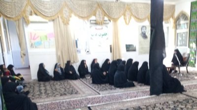 قرائت دعای ندبه هر هفته جمع صبح در جمع طلاب خواهر بافقی برگزار می شود